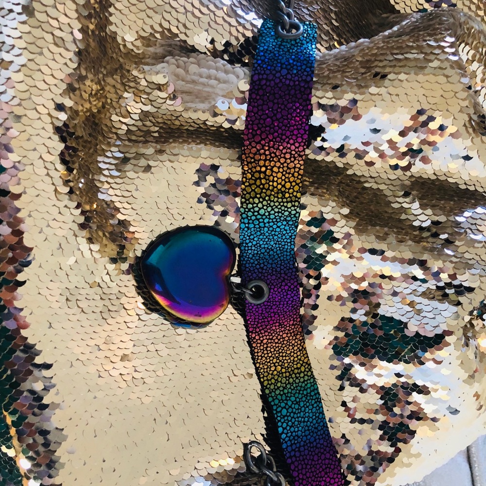 Rainbow Holographic Heart Choker - image 8
